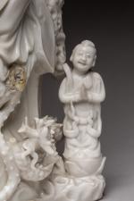 CHINE - XIXe siècle 
Groupe en porcelaine émaillée blanc de...