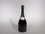 CHAMPAGNE. Dom Ruinart, Rosé, 1975, 1 bouteille (niveau au dessus...