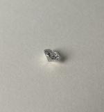Diamant sur papier d'environ 0,8 carat de taille moderne. Diam....