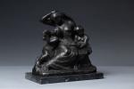 Joaquin CLARET (1879-1964). 
La tendresse maternelle. 
Bronze à patine noire...